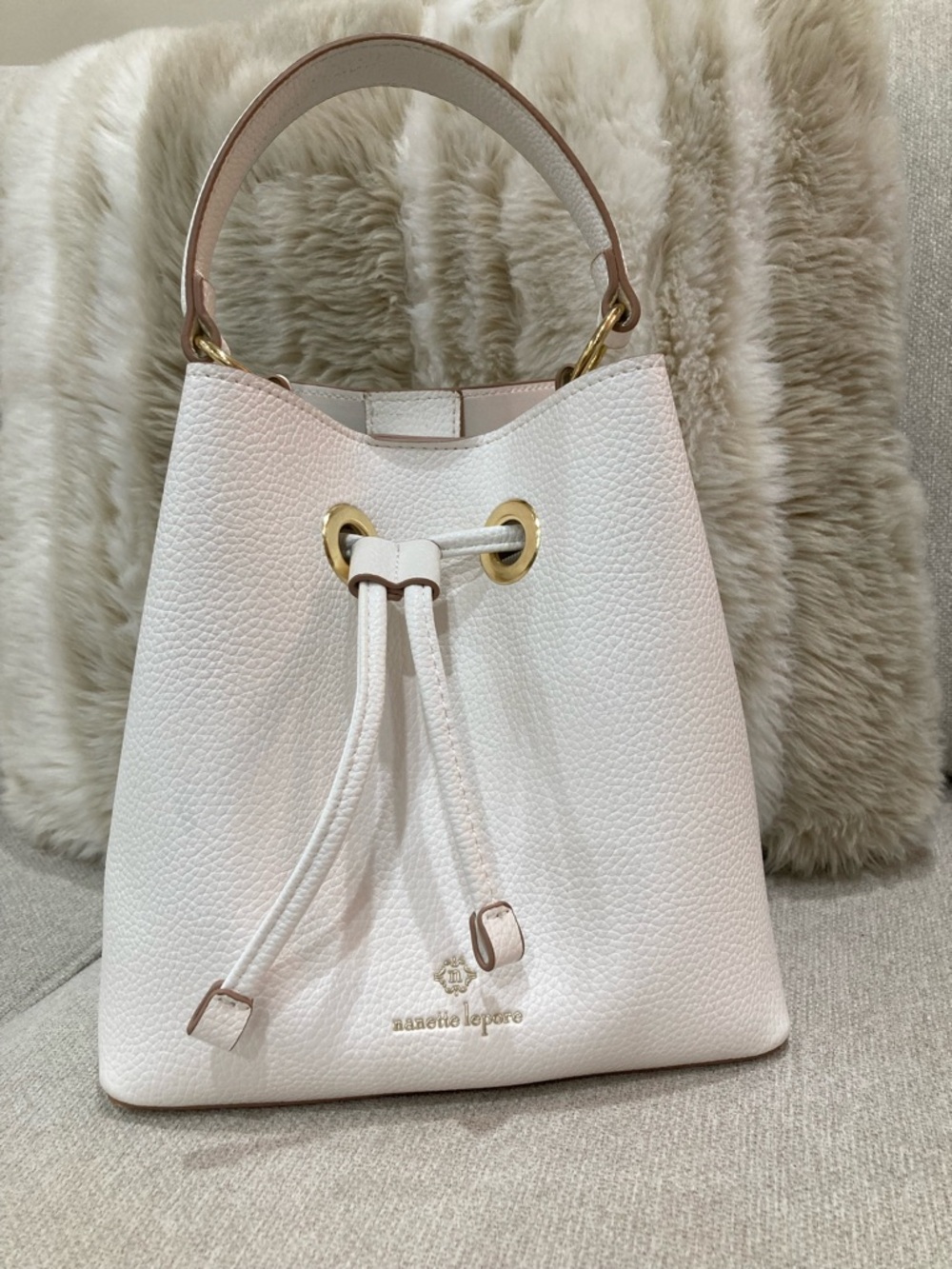 White Pebbled Leather Drawstring Bucket Bag - Picture 3 of 10